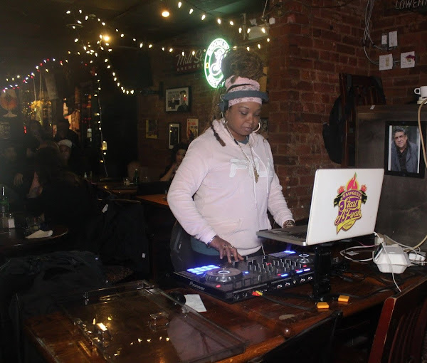 DJ Empress Start A Fyah Sound
